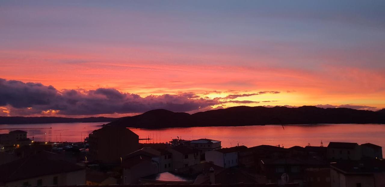 Villa Sprafundu La Maddalena  Eksteriør bilde